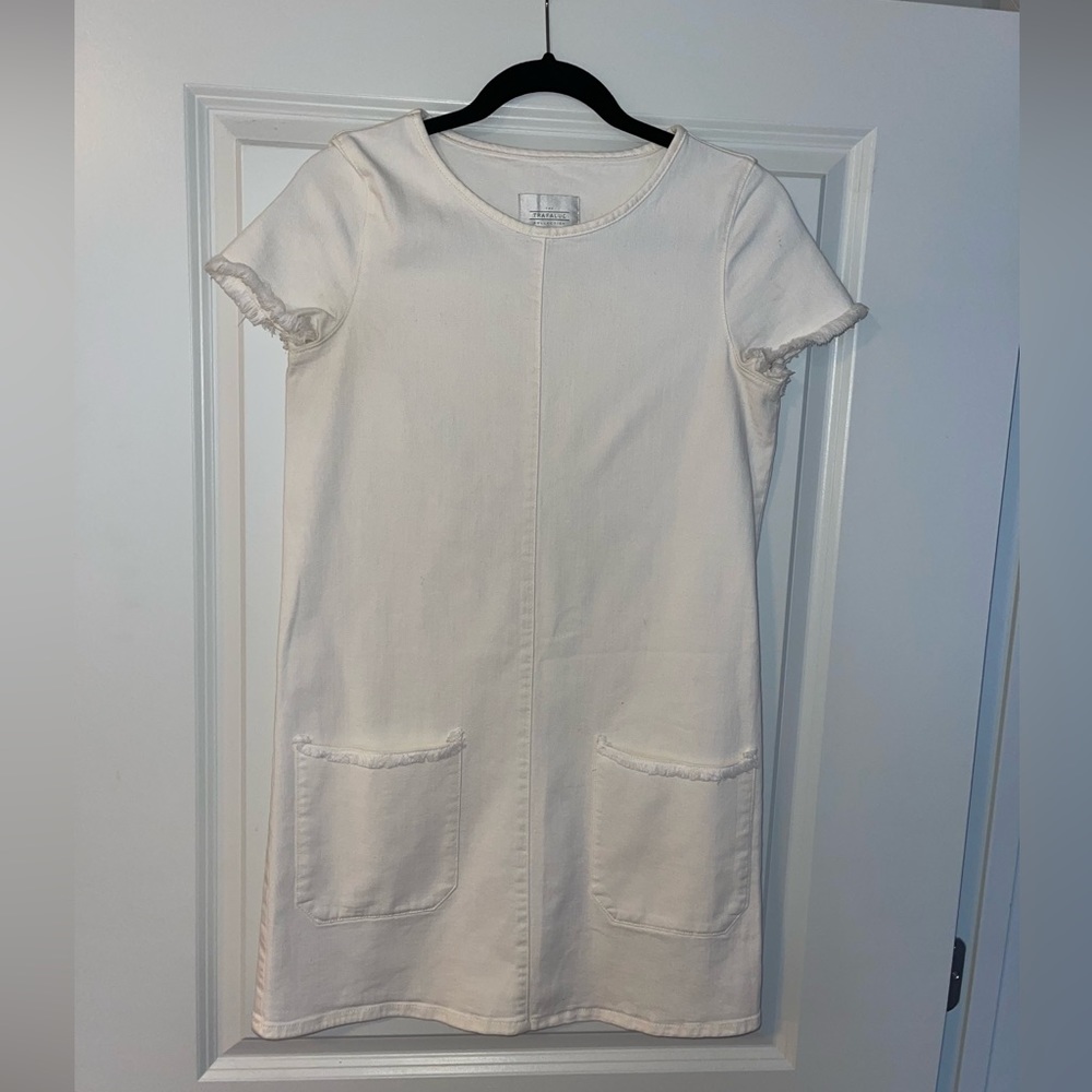 Zara TRF trauflauc denim white dress with pockets size small